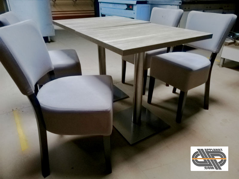 Lot 68 chaises de restaurant grises et noires à assise épaisse occasion